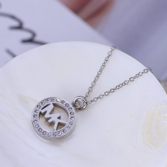 Michael Kors Simple Hollow Round Zircon Necklace - Picture 4 of 5